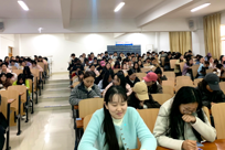 2025级研究生召开反诈主题班会